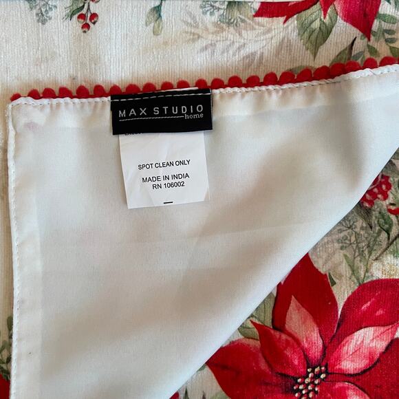 Max Studio Christmas Poinsettia & Bows Placemats 13x19 Set of 4 Holiday Red NEW - Picture 12 of 14